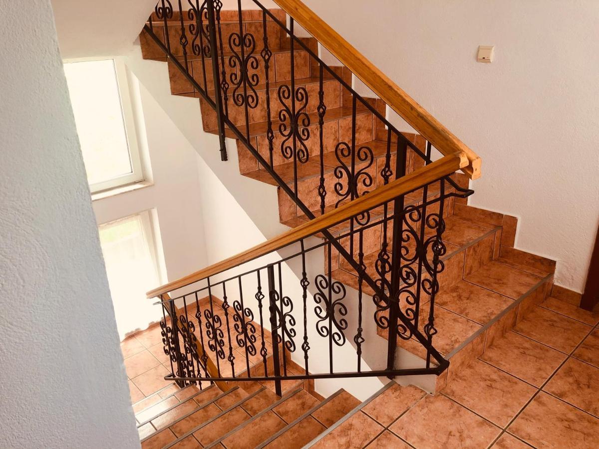 סיגישוארה Hotel Poenita מראה חיצוני תמונה